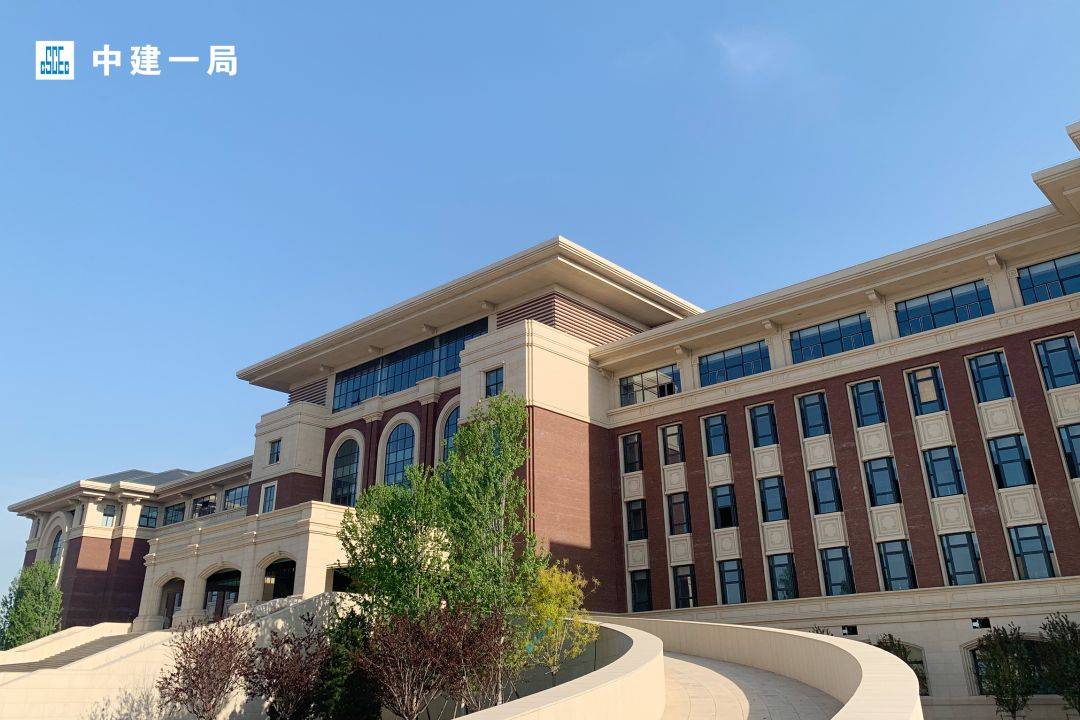 中建一局承建的天津中医药大学图书馆、博物馆项目取得新进展:图书馆